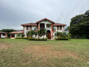 Foto 2 de Finca de 8.281 M² en Venta en Parcelación en Copacabana