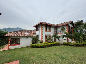 Foto 3 de Finca de 8.281 M² en Venta en Parcelación en Copacabana