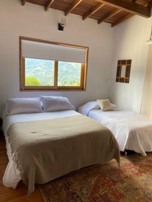Foto 5 de Finca de 6.970 M² con 7 Alcobas en Venta en Copacabana