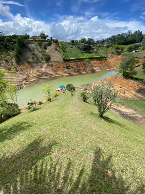 Foto 5 de Finca en Venta en el Peñol de 2600 M²