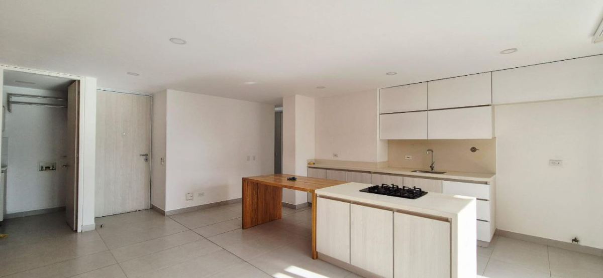 Apartamento en Cumbres, Envigado, Antioquia