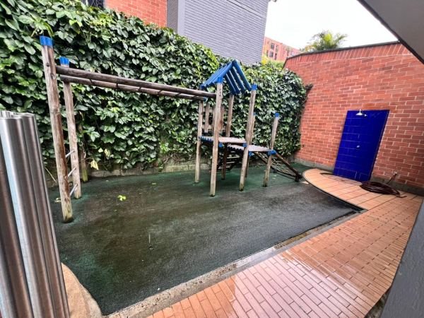 Apartaestudio de 76 m² en venta en El Poblado, Medellín