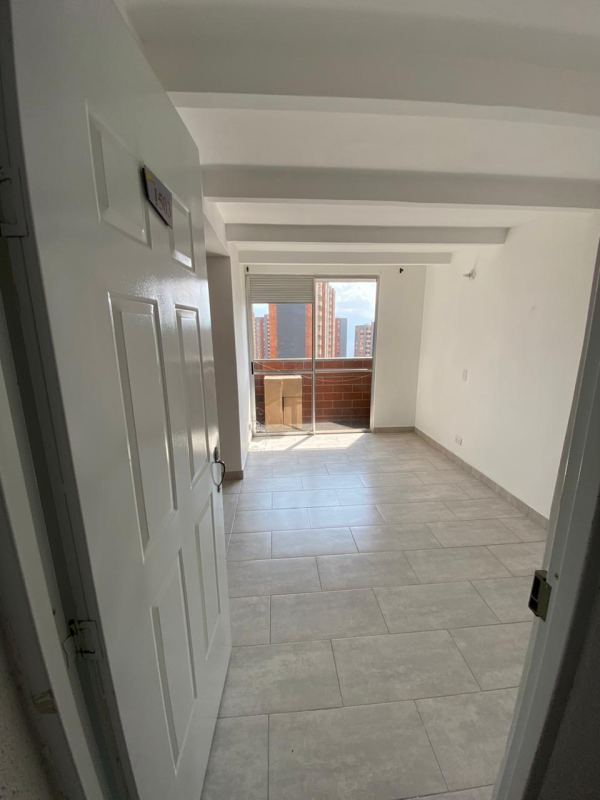 Apartamento de 53 m² en venta en Robledo Pajarito, Medellín