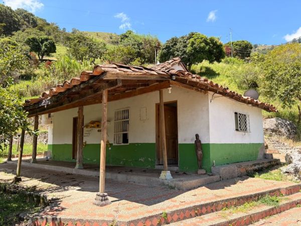 Finca en venta en Barbosa de 1300 m²