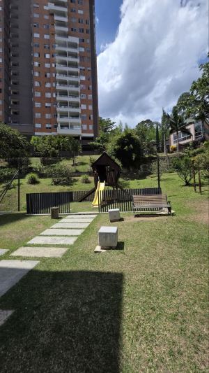 Foto 3 de Apartamento en Venta en la Cuenca, Envigado, 3 Habitaciones