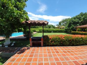 Foto 5 de Finca de 1.800 M² con 7 Alcobas, Milla de Oro, Santa Fe de Antioquia