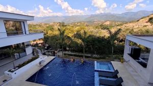 Foto 6 de Finca en Venta en Sobre la Vía Principal, Santa Fe de Antioquia de 2500 M²