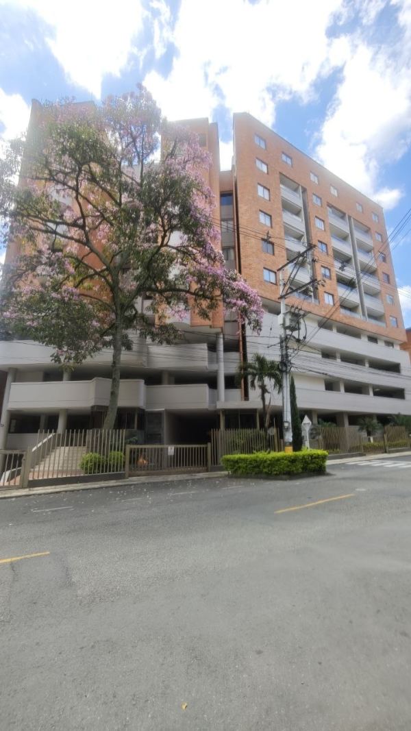 Apartamento de 122 m² en venta en La Salle, Envigado