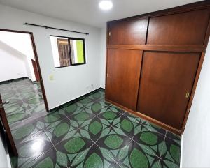 Foto 5 de Casa en Venta en Campo Valdes, Medellín de 72 M²