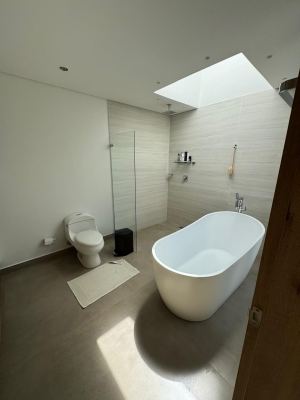 Foto 5 de Casa Campestre de 530 M² en Venta en el Retiro