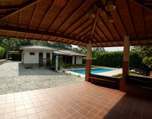 Foto 5 de Finca de 1.400 M² en Venta en San Jerónimo