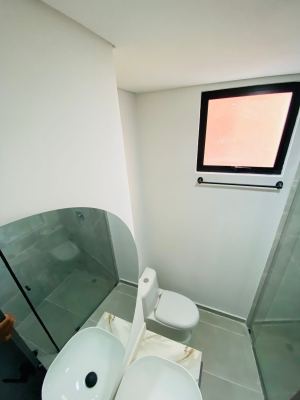 Foto 5 de Apartamento de 200 M² en Venta en Laureles, Medellín