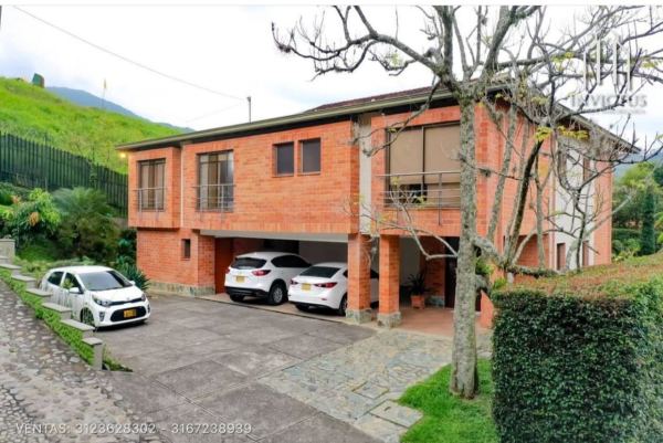 Casa En Sabaneta Aves María