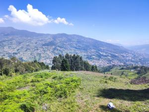 Foto 8 de Lote en Venta en San Cristóbal, Medellín de 1000 M²