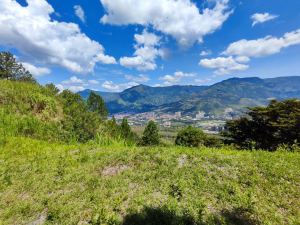 Foto 7 de Lote en Venta en Norteamérica, Bello de 2813 M²