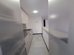 Foto 8 de Apartamento en Venta en el Poblado, Medellín, 3 Habitaciones