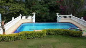 Foto 7 de Finca de 3.000 M² con 6 Alcobas en Venta en Villa Roca, Copacabana