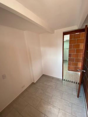 Foto 4 de Apartamento de 53 M² en Venta en Robledo Pajarito, Medellín