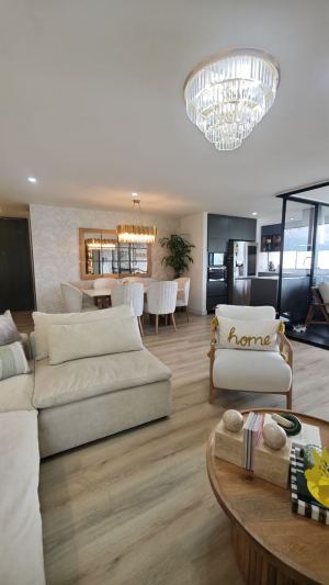 Foto 8 de Apartamento de 156 M² en Venta en las Lomitas, Sabaneta