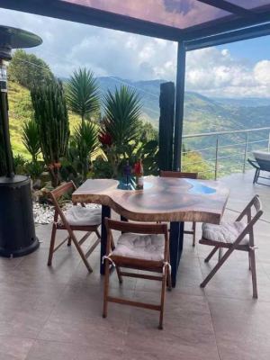 Foto 8 de Finca de 6.400 M² con 4 Alcobas en Venta en Copacabana