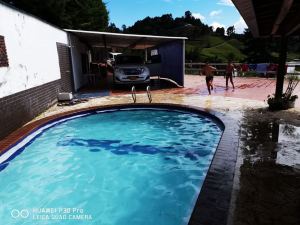 Foto 7 de Finca en Venta en Uvital, el Peñol de 3200 M²