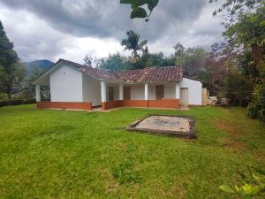 Foto 1 de Finca en Venta en Vereda el Totumo, Girardota de 4000 M²